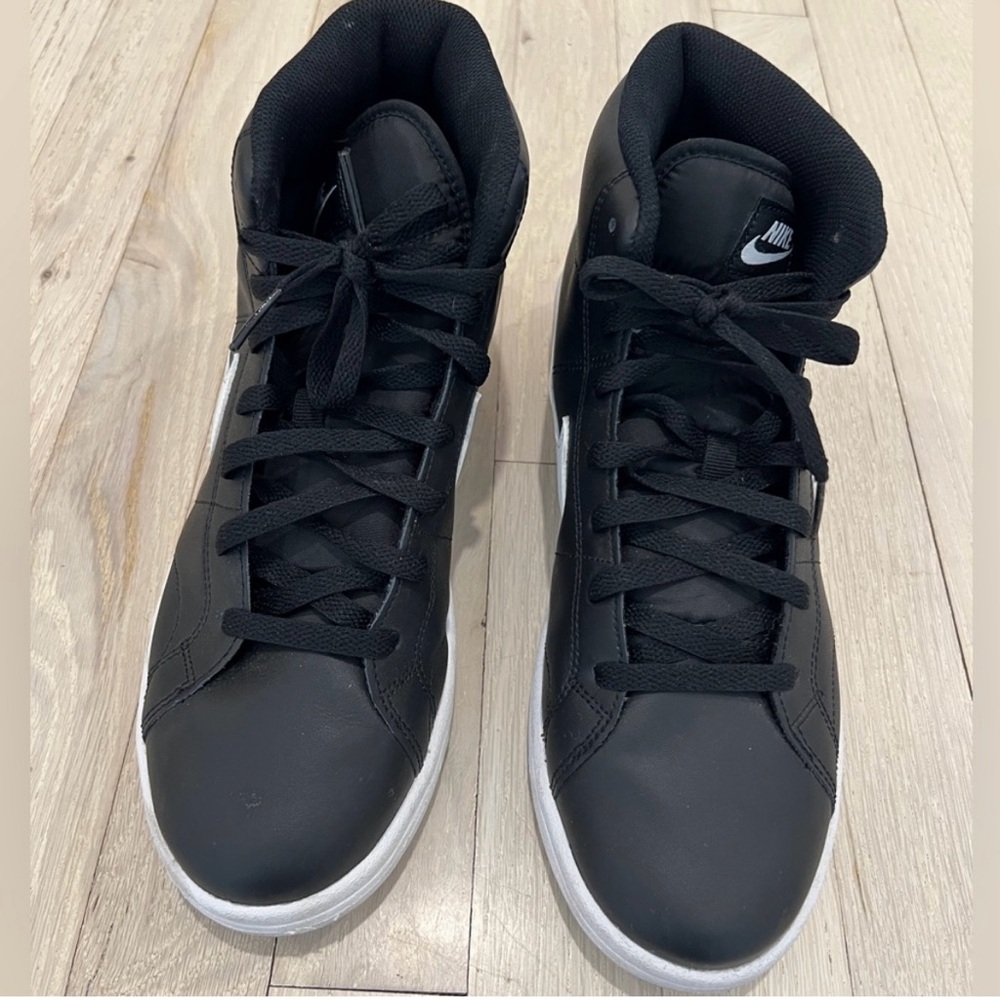 Nike Court Royale 2 Mid-Top Sneaker Men's Black and White Size 9 - Picture 2 of 7
